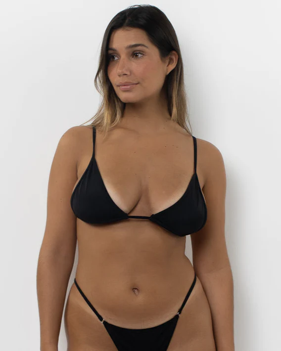 Belle Anna: Siempre Triangle Bikini Top - Black - Image 3