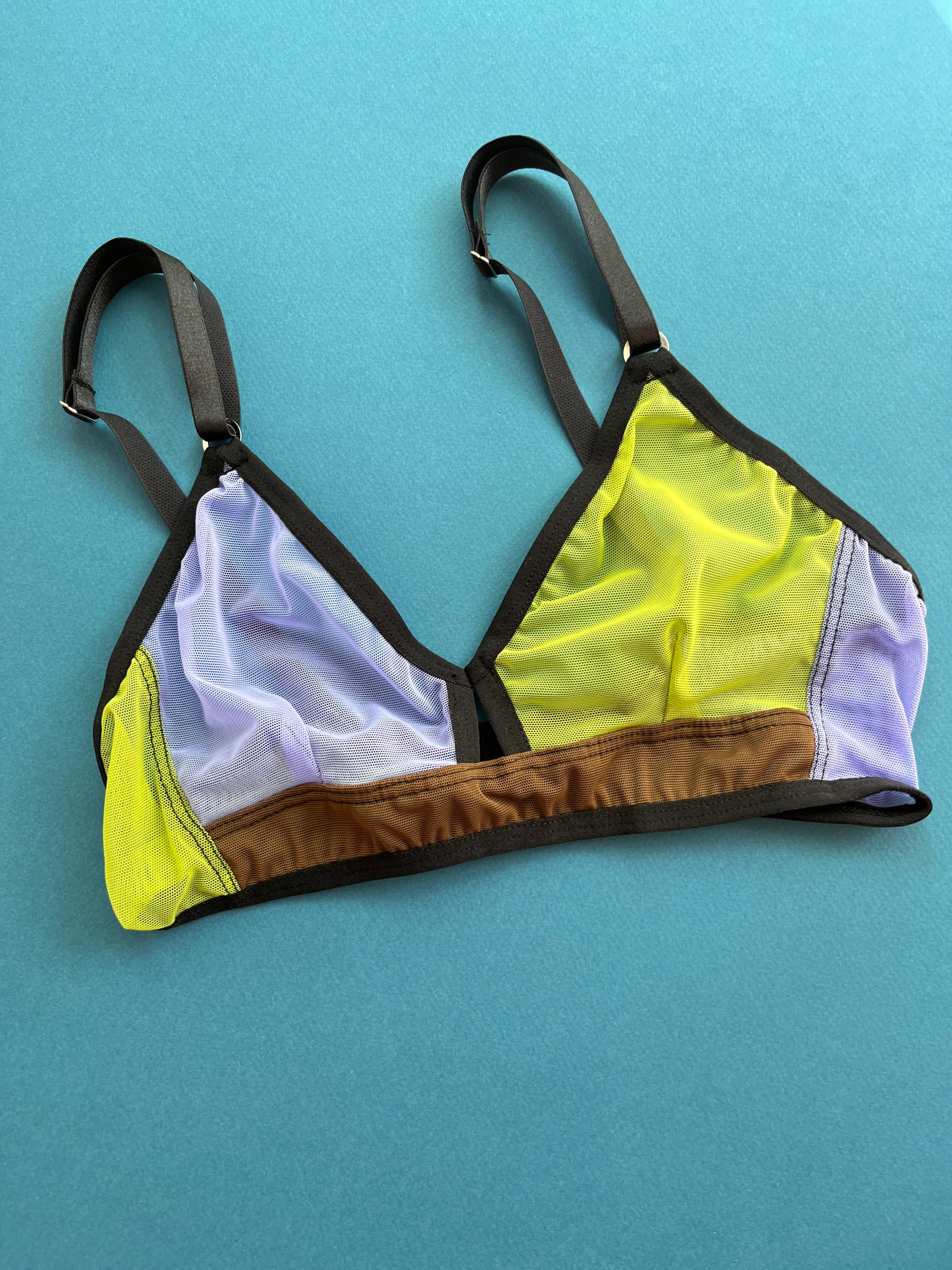 Bully Boy: Brick Keyhole Wireless Bra - Pea/Purple/Cocoa - Image 3